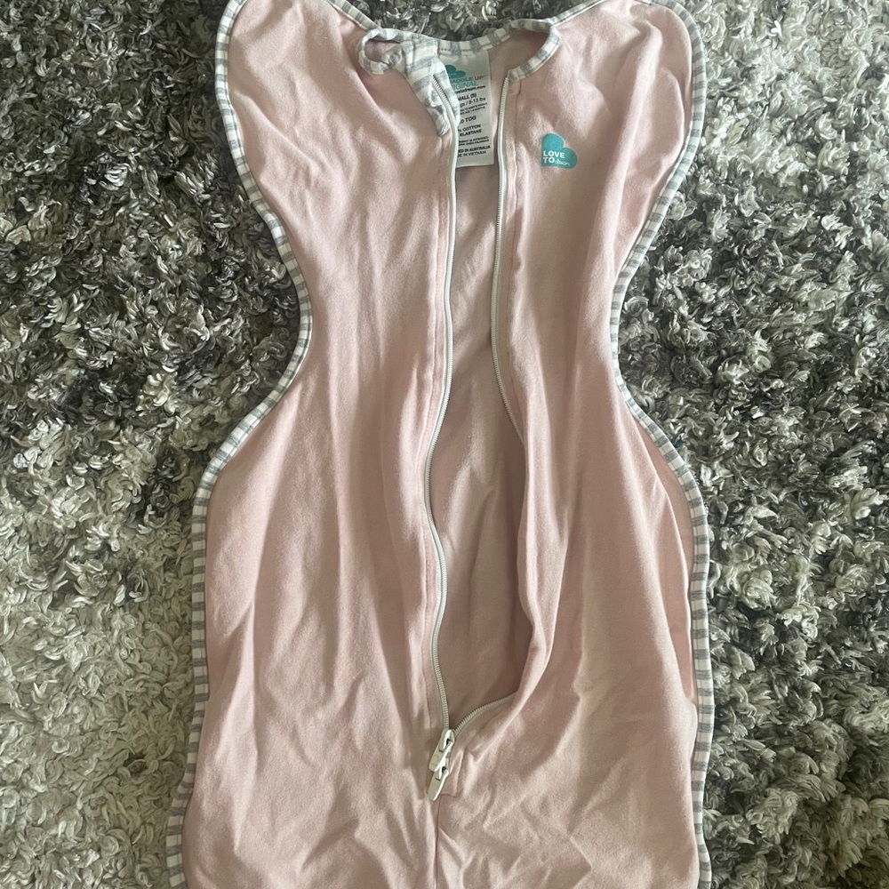 Love to dream swaddle, size small